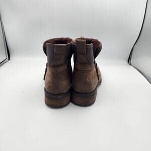 Uggs W Lavelle W/stt Leather Slip‎ On Boots Size 7